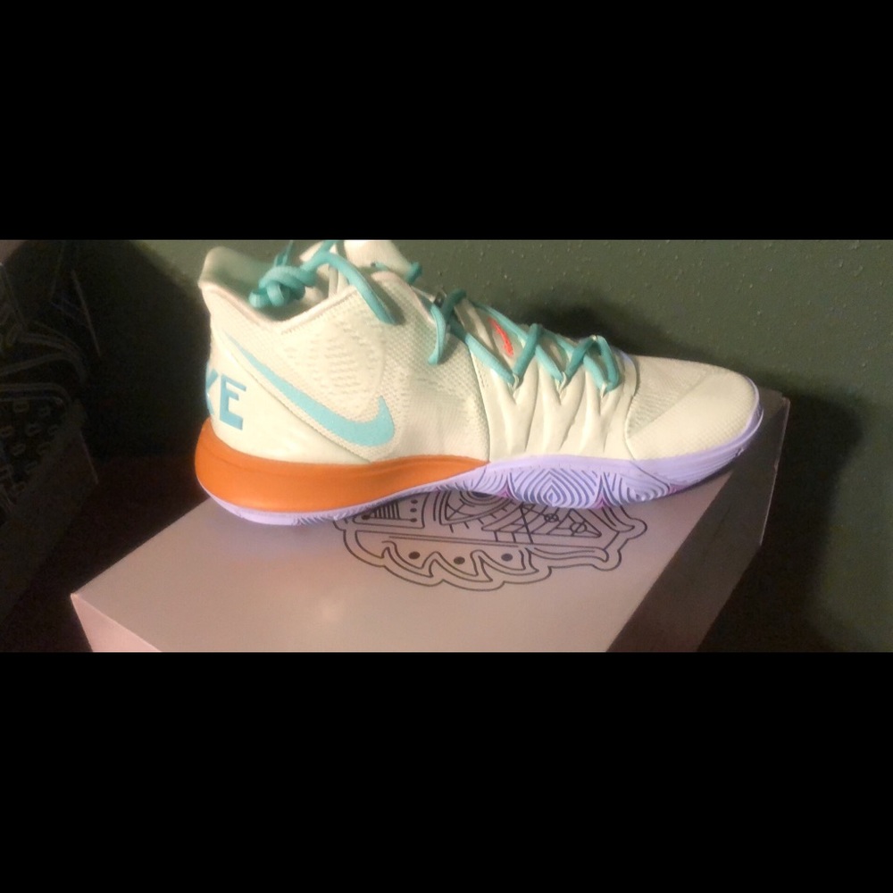Nike Kyrie Spongebob Collection Squidward Shoes